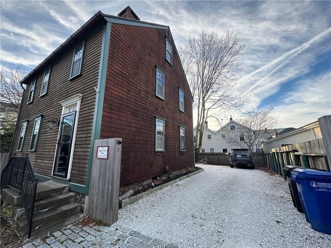 9 Thames St in Newport, RI - Building Photo - Building Photo