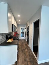 1803 E Chevy Chase Dr in Glendale, CA - Building Photo - Building Photo