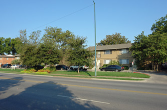 Upper E - The Strand (OLD) in Dallas, TX - Foto de edificio - Building Photo