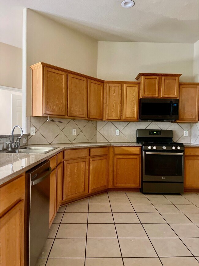 7014 Raven Cliffs Ln in Spring, TX - Building Photo - Building Photo