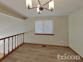 835 S 76th St in Tacoma, WA - Building Photo - Building Photo