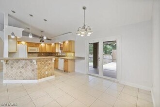 141 18th Ave NE in Naples, FL - Building Photo - Building Photo
