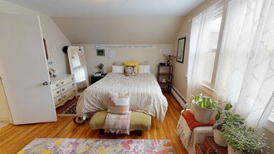 22 Murdock St, Unit 2 in Somerville, MA - Foto de edificio - Building Photo