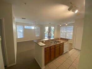 6151 Metrowest Blvd in Orlando, FL - Building Photo - Building Photo