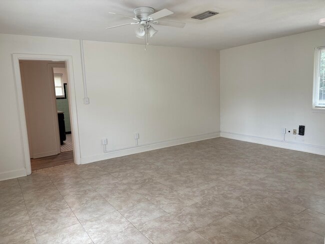 226 Edge Ave in Valparaiso, FL - Building Photo - Building Photo