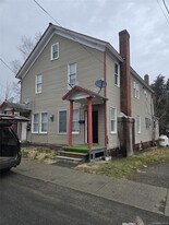 14 Warren St in Ellenville, NY - Building Photo