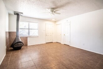 6103 38th St in Lubbock, TX - Building Photo - Building Photo