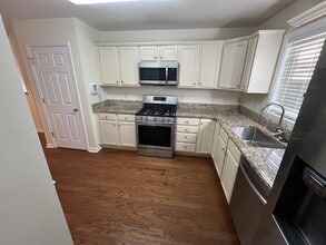 4449 Weatheron Dr in Kernersville, NC - Building Photo - Building Photo