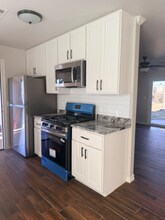 9137 E 46th Pl in Tulsa, OK - Foto de edificio - Building Photo