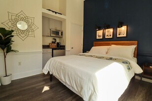 44 Concord Sq, Unit SI ID1512186P in Boston, MA - Building Photo