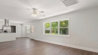 516 Camellia Dr in Lafayette, LA - Building Photo - Building Photo