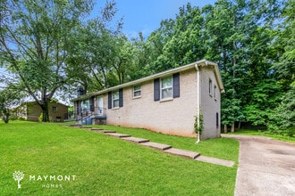 15 Saratoga Dr in Clarksville, TN - Building Photo - Building Photo