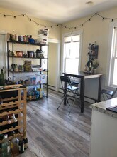 38 Cherokee St, Unit 3C in Boston, MA - Foto de edificio - Building Photo