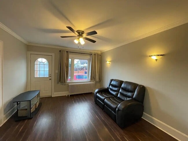 103 Dale Ave in Timmins, ON - Building Photo - Building Photo