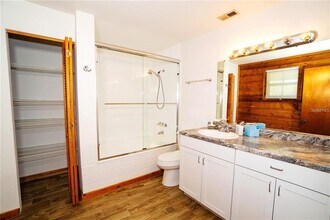 6108 Lynn Rd in Tampa, FL - Building Photo - Building Photo