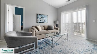 4664 Kenny Rd in Columbus, OH - Building Photo