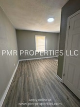 2429 S 10th St in St. Joseph, MO - Building Photo - Building Photo