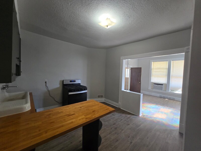 3524 Cass St in Omaha, NE - Building Photo