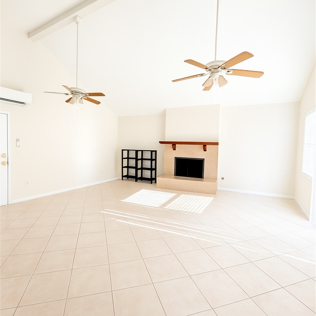 21024 Hemmingway St, Unit Guest House