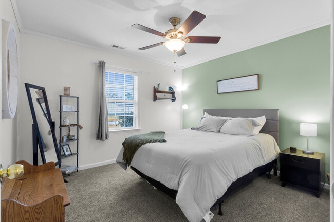 158 Oakley Dr in New Bern, NC - Building Photo - Building Photo