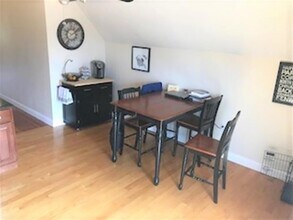 28 Mount Vernon St, Unit 3 in Somerville, MA - Building Photo - Building Photo
