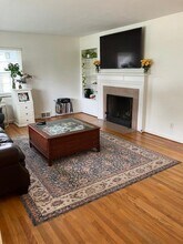 1983 Jervis Rd in Columbus, OH - Building Photo - Building Photo