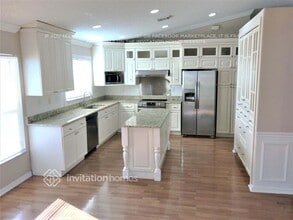 2431 NW 186th Ave in Pembroke Pines, FL - Building Photo - Building Photo
