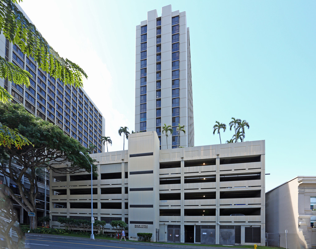 Hale Pauahi Towers Apartments | Honolulu, HI Apartments For Rent