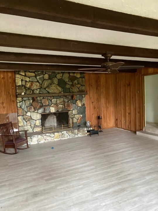 1750 Braxton Bragg Ln in Clearwater, FL - Building Photo