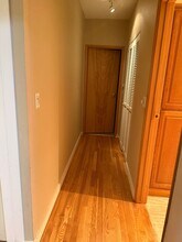 14425 NE 40th St, Unit C102 in Bellevue, WA - Building Photo - Building Photo