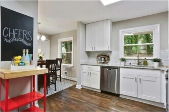 2980 Pasadena Dr in Decatur, GA - Building Photo - Building Photo