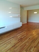 5310 N Chester Ave, Unit 518 in Chicago, IL - Building Photo