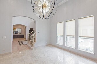 3700 Watercrest Dr in Plano, TX - Foto de edificio - Building Photo