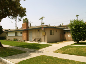 125 S Laxore St in Anaheim, CA - Building Photo - Building Photo