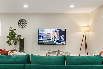 2410 W Bruneau Pl in Kennewick, WA - Building Photo - Building Photo