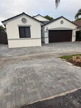 15921 SW 82nd St in Miami, FL - Building Photo - Building Photo