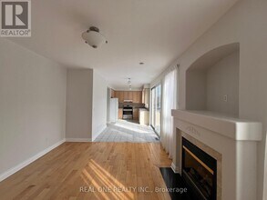 117 Majestic Dr in Markham, ON - Building Photo - Building Photo