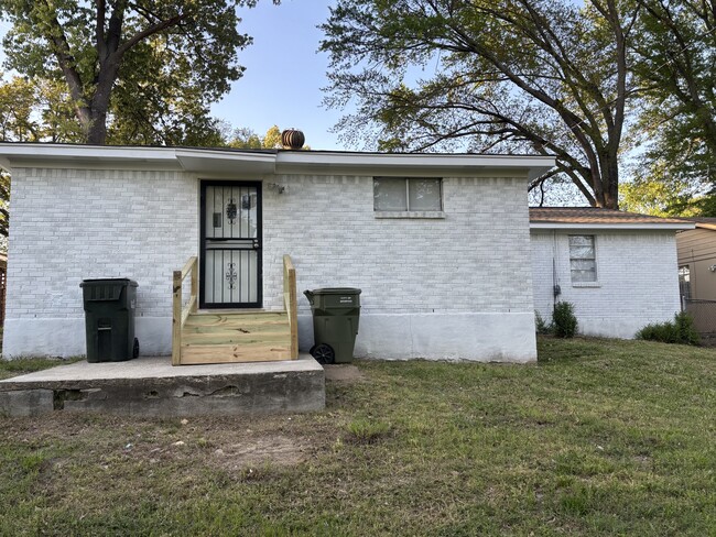2283 Cassie Ave in Memphis, TN - Building Photo - Building Photo