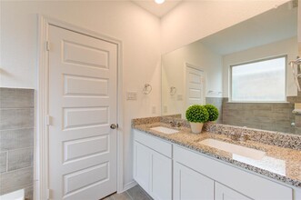 5727 Aurora Grns Ln in Katy, TX - Building Photo - Building Photo