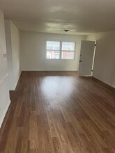 105 N Russell St in Marion, IL - Building Photo - Building Photo