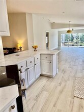 7630 Pesaro Dr in Sarasota, FL - Building Photo - Building Photo