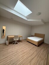 587 College St, Unit Units 1-4 in Toronto, ON - Building Photo - Building Photo