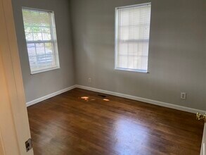 25 Claremont Dr in Greenville, SC - Building Photo - Building Photo