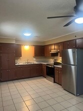 906 Cecile Blvd in Breaux Bridge, LA - Building Photo - Building Photo