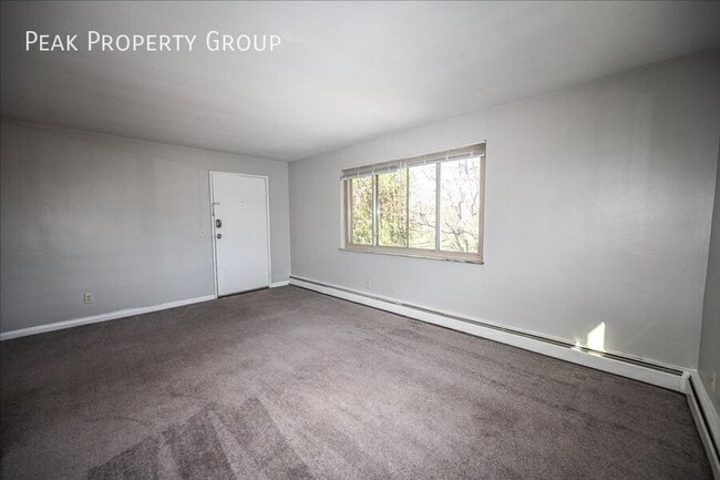 2625 Robertson Ave in Cincinnati, OH - Building Photo - Building Photo