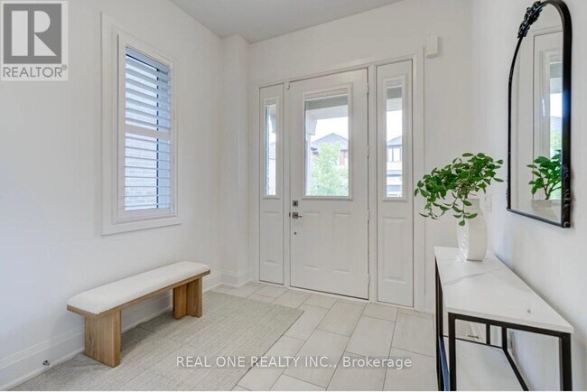 4157 Hillsborough Cres in Oakville, ON - Building Photo - Building Photo
