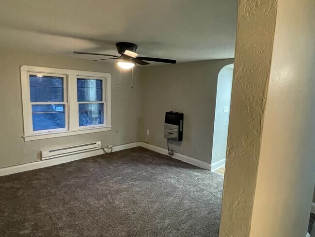 1462 E 175th St in Cleveland, OH - Building Photo - Building Photo