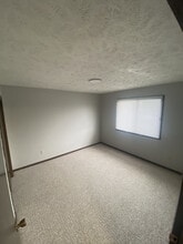 832 Flats in Minden, NE - Foto de edificio - Building Photo