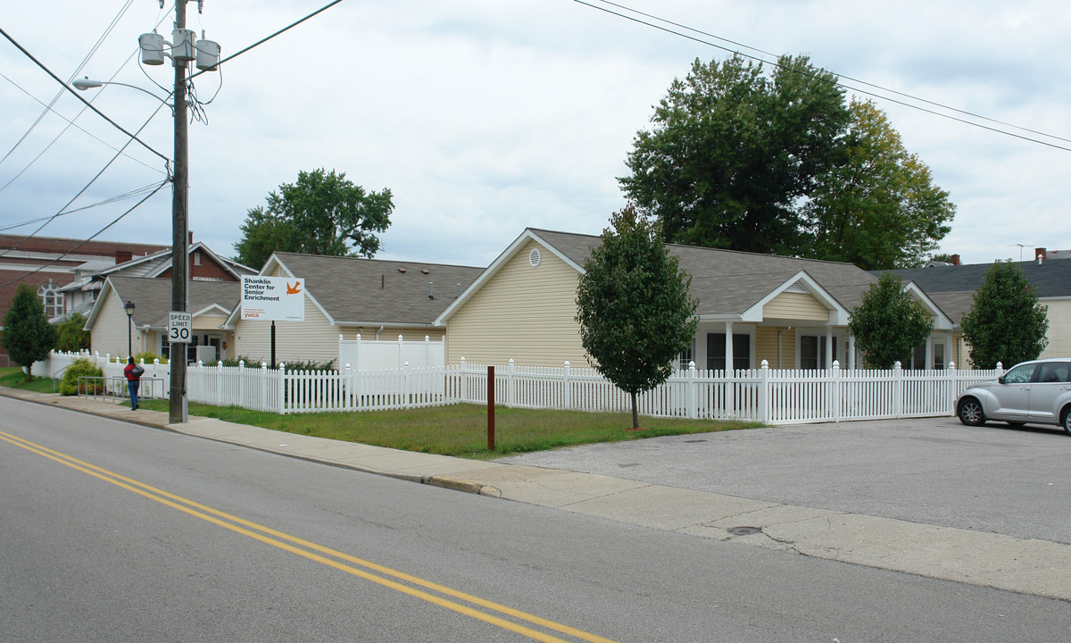 509-513 Elizabeth St in Charleston, WV - Building Photo