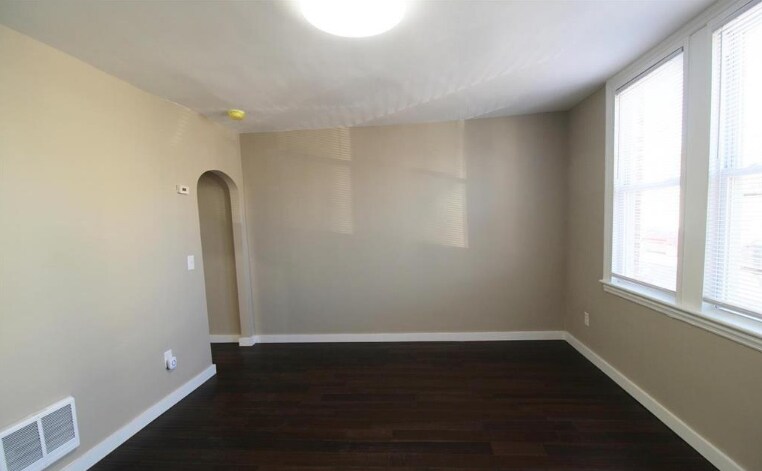 402 N 64th St, Unit 1F in Philadelphia, PA - Building Photo